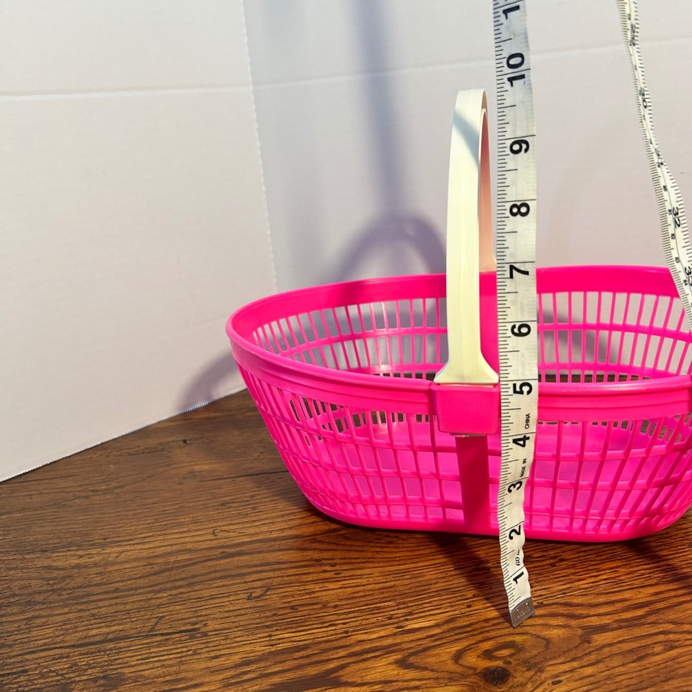 Vintage Neon Hot Pink Plastic Easter Basket with Cream Handle 12.5 Inch - Picture 6 of 6